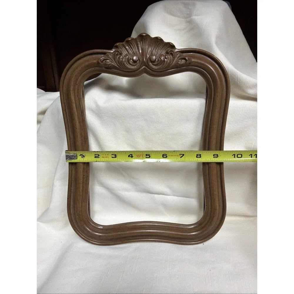 Vtg I.I.C. 1978 Ornate‎ Gesso Photo Frame Made in USA - Front Piece Only